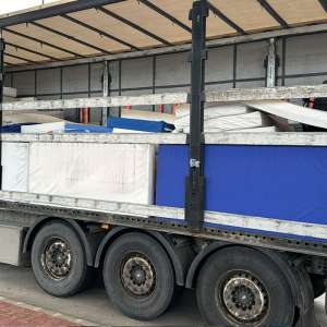 Deşeuri din  Germania oprite la Borș II. 31 de tone de diverse bunuri