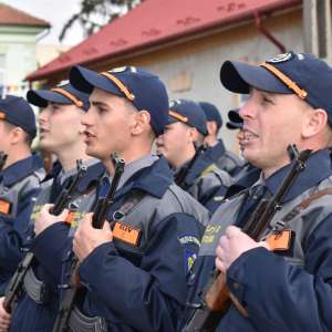O serie nouă de elevi a depus jurământul militar la Şcoala ”Avram Iancu” Oradea 