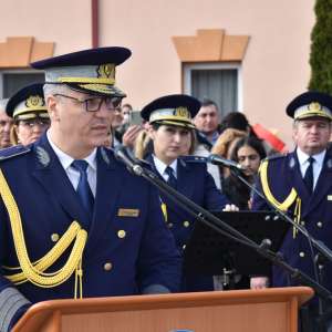 O serie nouă de elevi a depus jurământul militar la Şcoala ”Avram Iancu” Oradea 