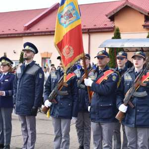 O serie nouă de elevi a depus jurământul militar la Şcoala ”Avram Iancu” Oradea 