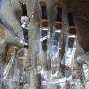 Peste 13.000 de bunuri susceptibile a fi contrafăcute în valoare de aproximativ 4.000.000 lei, confiscate de poliţiştii de frontieră în PTF Calafat