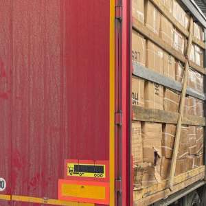 Aproximativ 4.500 perechi de încălțăminte susceptibile a fi contrafăcute, descoperite în PTF Bechet