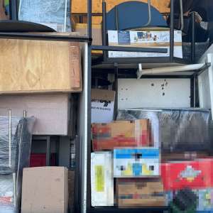 Deşeuri din vestul Europei oprite la Borș II și Nădlac II.  Peste 23 tone de diverse bunuri descoperite