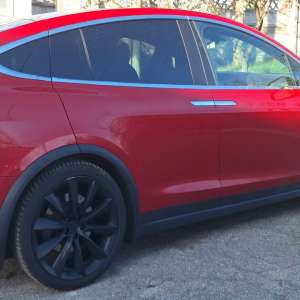 Autoturism de lux furat din Germania, descoperit de polițiștii de frontieră în ziua în care a fost declarat furat