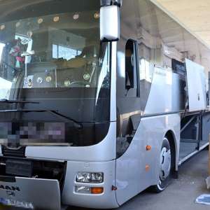 Mii de bunuri susceptibile a fi contrafăcute,  descoperite într-un autocar la PTF Giurgiu