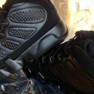 Bunuri susceptibile a fi contrafăcute, în valoare de peste 8 milioane lei, depistate în Portul Constanța