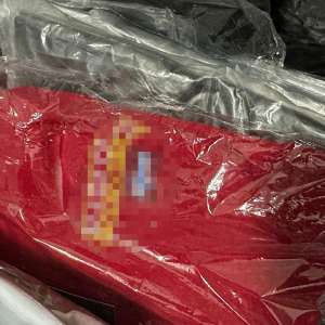 Camion încărcat cu zeci de mii de bunuri susceptibile a fi contrafăcute, în valoare de aproximativ 13 milioane lei, descoperit în PTF Turnu Măgurele