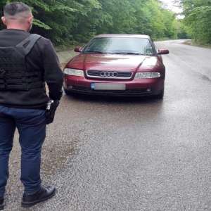 Depistat la volan fără permis de conducere cu ajutorul aplicației eDAC