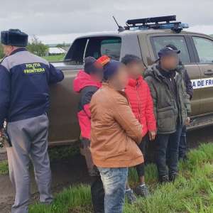 Cinci cetățeni din Bangladesh opriți la frontieră