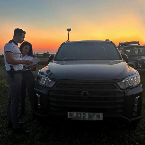 Zeci de autovehicule aflate în atenţia autorităţilor din ţară şi din străinătate, descoperite la frontieră în primele 3 luni ale anului