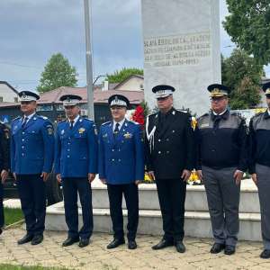 Serviciul Teritorial al Poliţiei de Frontieră Călăraşi îşi onoreaza eroii  cu prilejul Zilei Veteranilor de Război