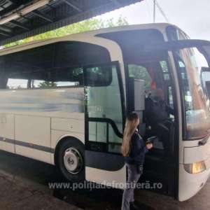 Costul unui permis de ședere fals - 1.300 de euro și un dosar penal