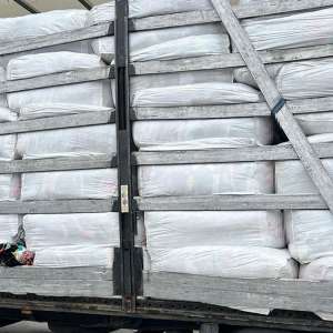 Peste 21 tone de deşeuri, oprite la intrarea în ţară