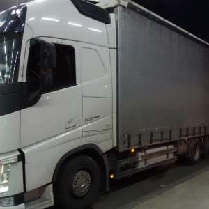 Mii de bunuri susceptibile a fi contrafăcute, confiscate de poliţiştii de frontieră în PTF Calafat