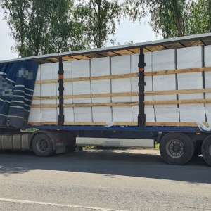 Camion încărcat cu 9.900.000 de țigarete nedeclarate la controlul de frontieră, descoperit la P.T.F. Turnu Măgurele