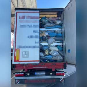   Aproximativ 50 tone deşeuri oprite la intrarea în țară