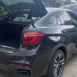 Autoturism de lux semnalat furat din Marea Britanie, descoperit în trafic de poliţiştii de frontieră ieşeni