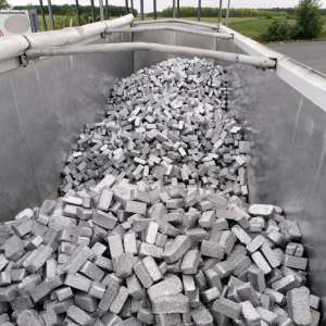 Aproximativ 50 tone deşeuri oprite la intrarea în țară