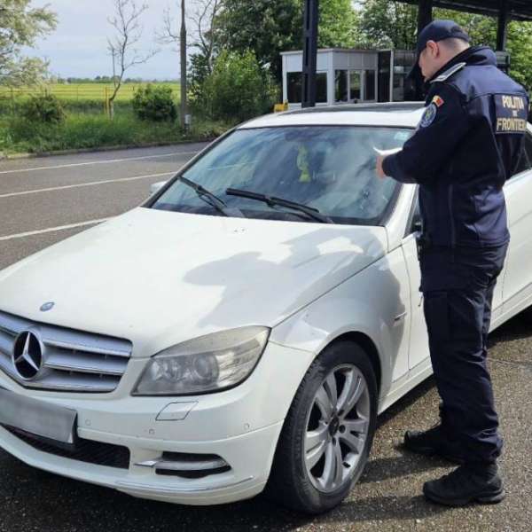 Autoturism căutat de autoritățile din Germania, descoperit și indisponibilizat la frontieră