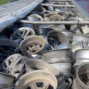 Aproximativ 64 tone deşeuri oprite la intrarea în țară