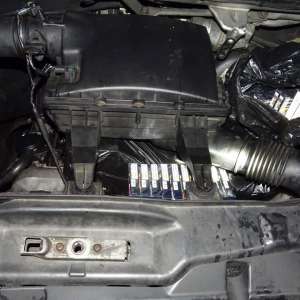 Peste 70.000 țigarete descoperite de polițiștii de frontieră români și bulgari în trei mijloace de transport, în PTF Calafat Vidin