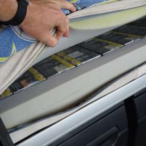 Peste 15.000 țigarete ascunse în saltea, descoperite într-un autocamion, în PTF Calafat-Vidin