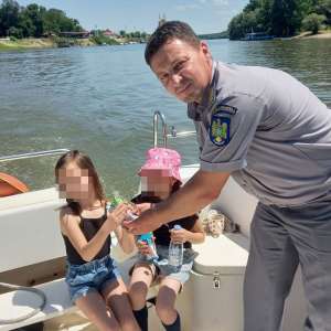 Poliţia de Frontieră Călărași – zâmbete și bucurie pentru copii