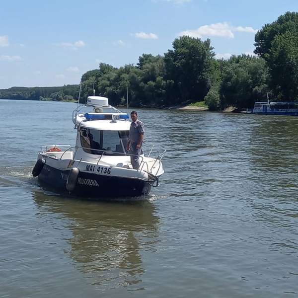 Poliţia de Frontieră Călărași – zâmbete și bucurie pentru copii