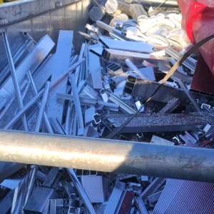 Peste 90 tone deşeuri oprite la intrarea în țară