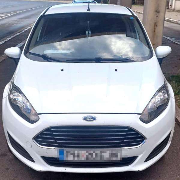 Două autoturisme căutate de autoritățile din Spania și Slovacia, descoperite în PTF Giurgiu-Ruse