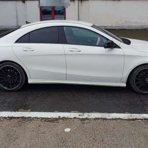 Autoturism căutat de autoritățile irlandeze, oprit la frontieră