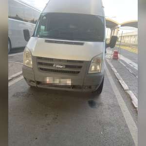 Autoutilitară căutată de autoritățile  din Marea Britanie, descoperită în PTF Giurgiu-Ruse