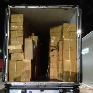 Bunuri susceptibile a fi contrafăcute în valoare de peste 9.000.000 lei,  confiscate de poliţiştii de frontieră în PTF Calafat