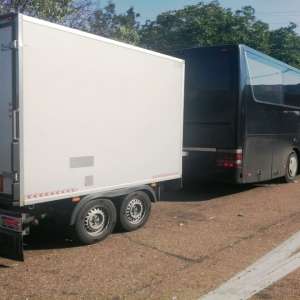 Semiremorcă cu număr fals de înmatriculare, depistată de poliţiștii de frontieră hușeni