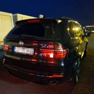 Autoturism dat în urmărire de autoritățile din Elveția, descoperit în PTF Nădlac II