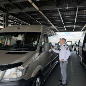 Articole pirotehnice, însumând 146 de focuri, oprite din drumul către Republica Moldova