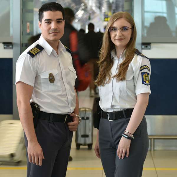 Mai multor cetățeni români minori nu li s-a permis ieșirea din țară în ultima săptămână