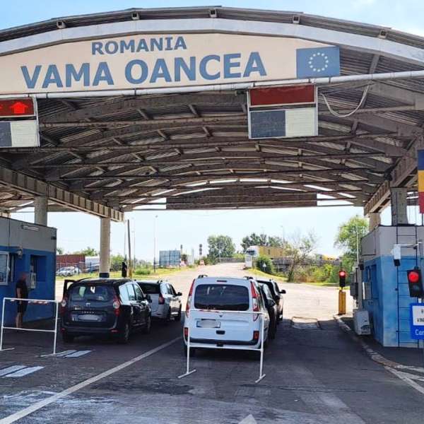 Asigurare falsă descoperită la controlul de frontieră