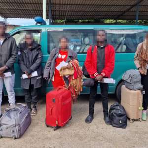 Cinci cetăţeni din Uganda, opriți din drumul ilegal spre vestul Europei