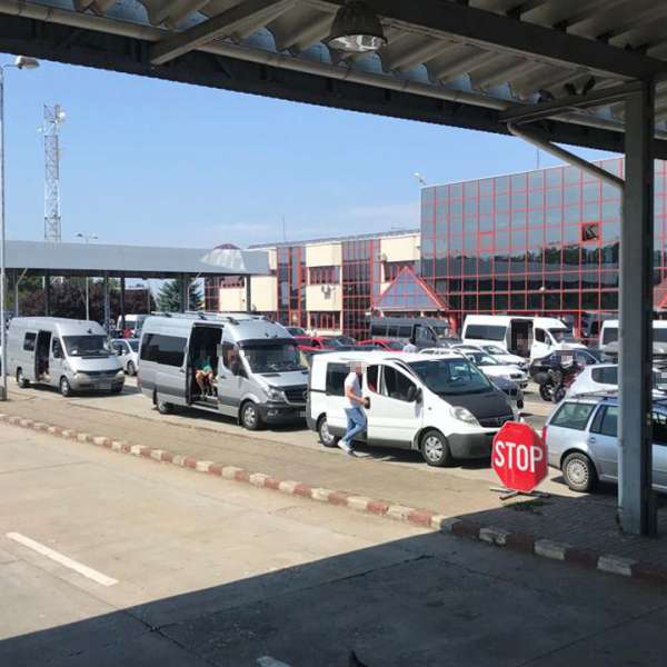Măsuri pentru fluidizarea traficului de călători în sezonul estival. Aproximativ 328.000 de persoane au tranzitat prin PTF Petea și Urziceni