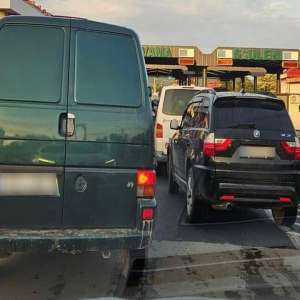 La volan cu un permis nerecunoscut de legea română