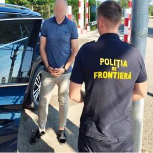 Asigurare falsă obținută online