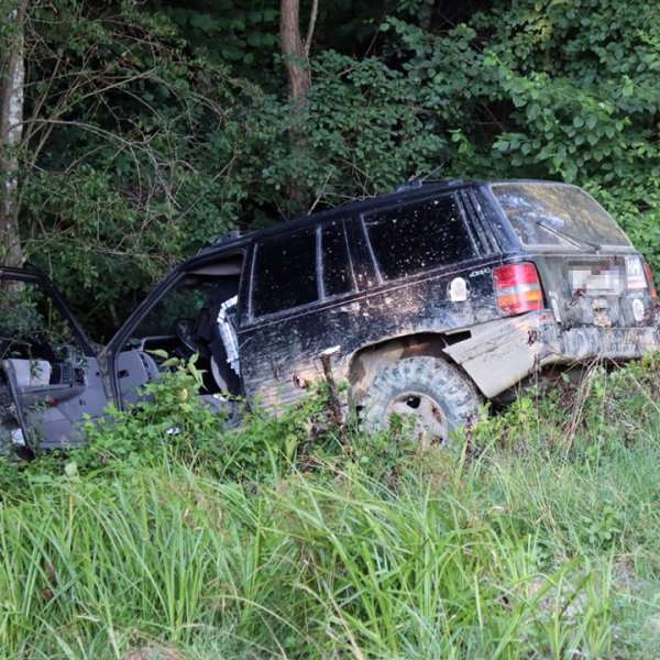 Mașină de teren cu peste 22.000 pachete cu țigări, urmărită în trafic de polițiștii de frontieră maramureșeni