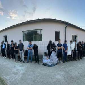 Grup infracțional organizat, specializat în trafic de migranți, destructurat de polițiștii de frontieră sub coordonarea DIICOT