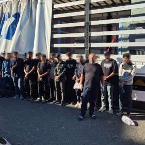 40 de cetățeni străini depistați de polițiștii de frontieră arădeni