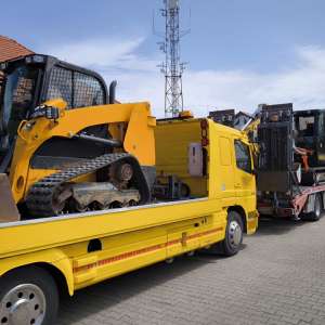 Două utilaje căutate de autoritățile din Franța, descoperite în  Negrești Oaș și Certeze