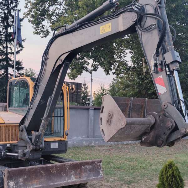 Utilaj în valoare de aproximativ 70.000 de euro indisponibilizat la frontieră