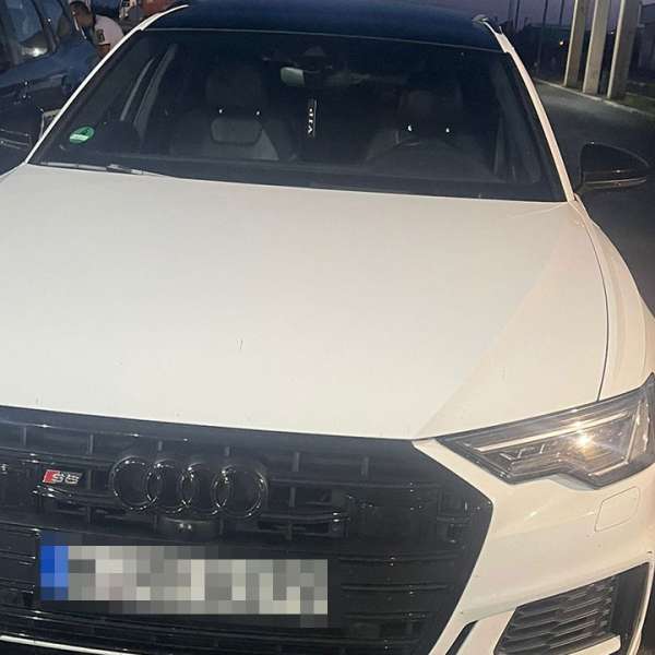 Un autoturism de lux și o autorulotă, ambele căutate de autorități, descoperite de polițiștii de frontieră