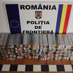 12.000 țigarete disimulate în capitonajul și cabina unui camion, descoperite în PTF Calafat