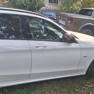 Autoturism furat din Italia, oprit la Albița